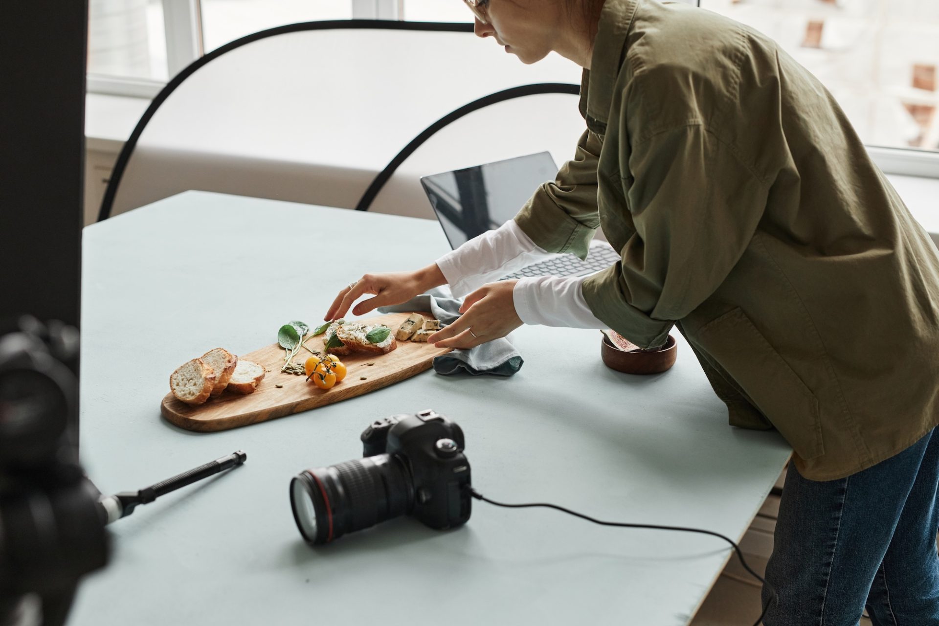 Behind-the-scenes of product video production and photography setup for food styling shoot